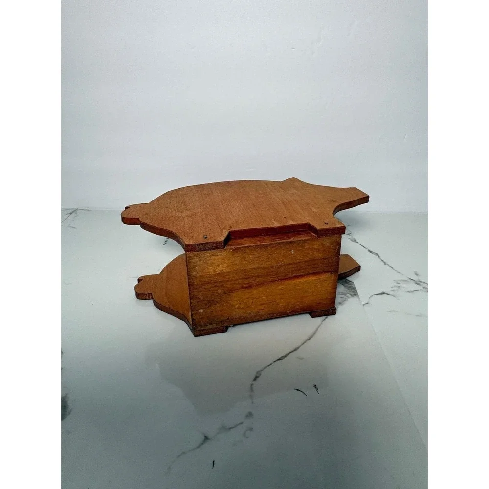 N/A vintage wooden